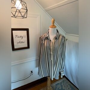 Beautiful top for work or play!